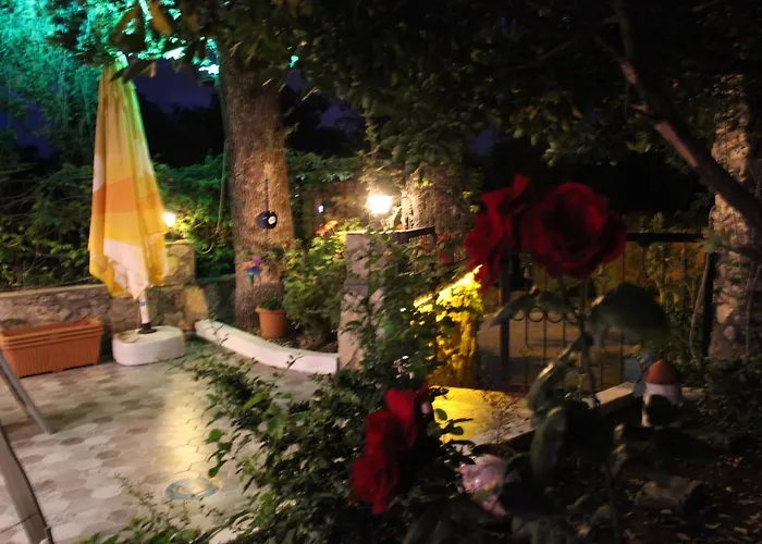 Tunacan Hotel